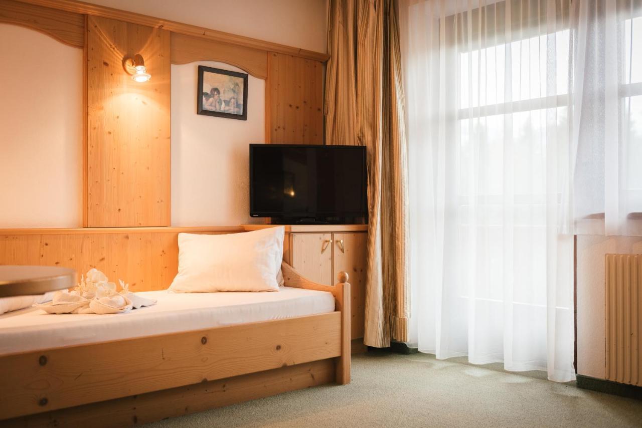 Hotel Sonneck ケセン エクステリア 写真